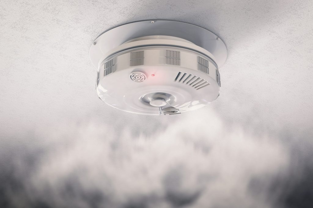 smoke detector on ceiling